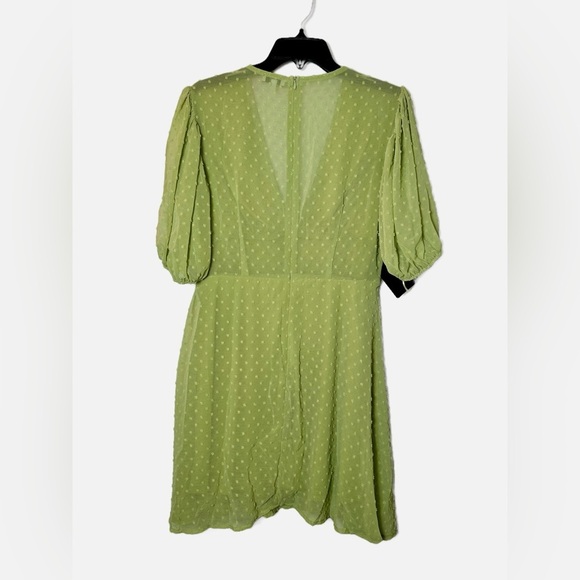 NWT Area Stars Elegant Green Dress - Picture 4 of 4